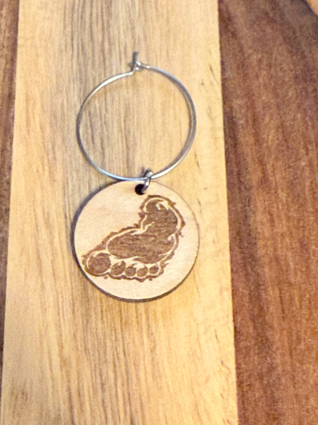 Bigfoot Sasquatch Wooden Wine Carms